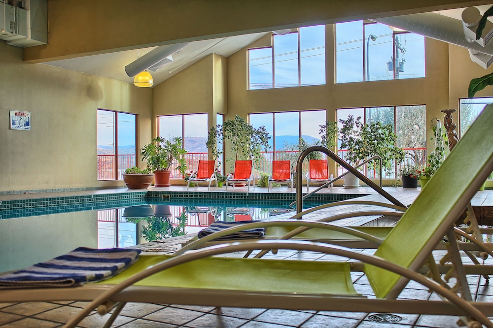 Holiday Inn Osoyoos 41/81