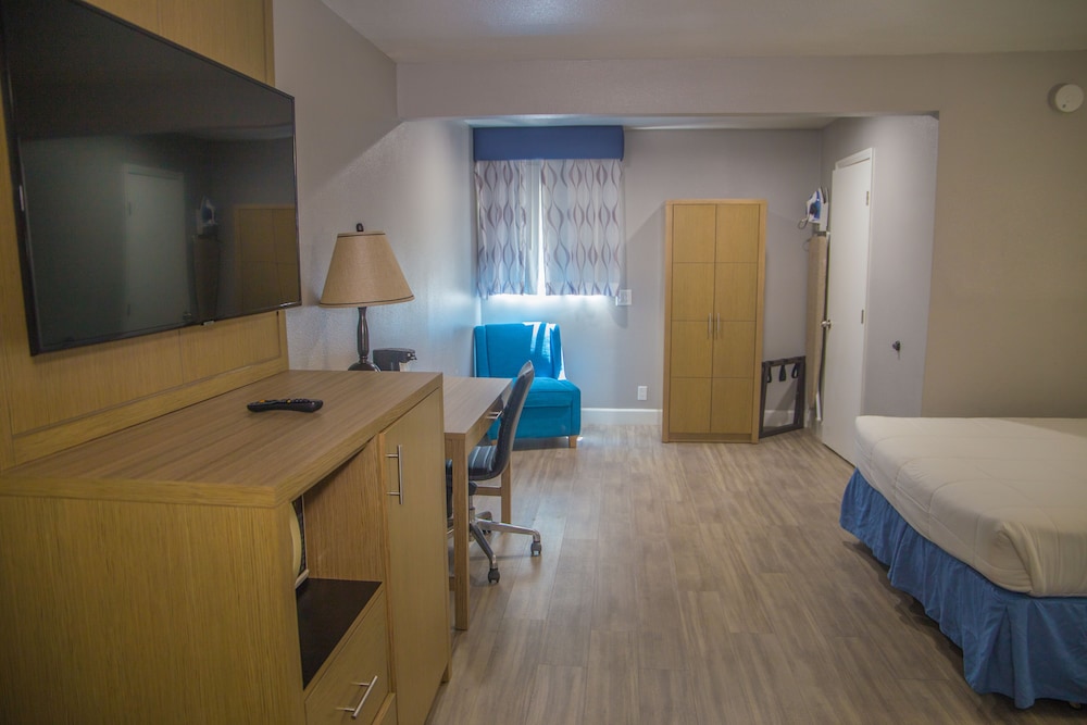 Days Inn by Wyndham Redwood City 40/55