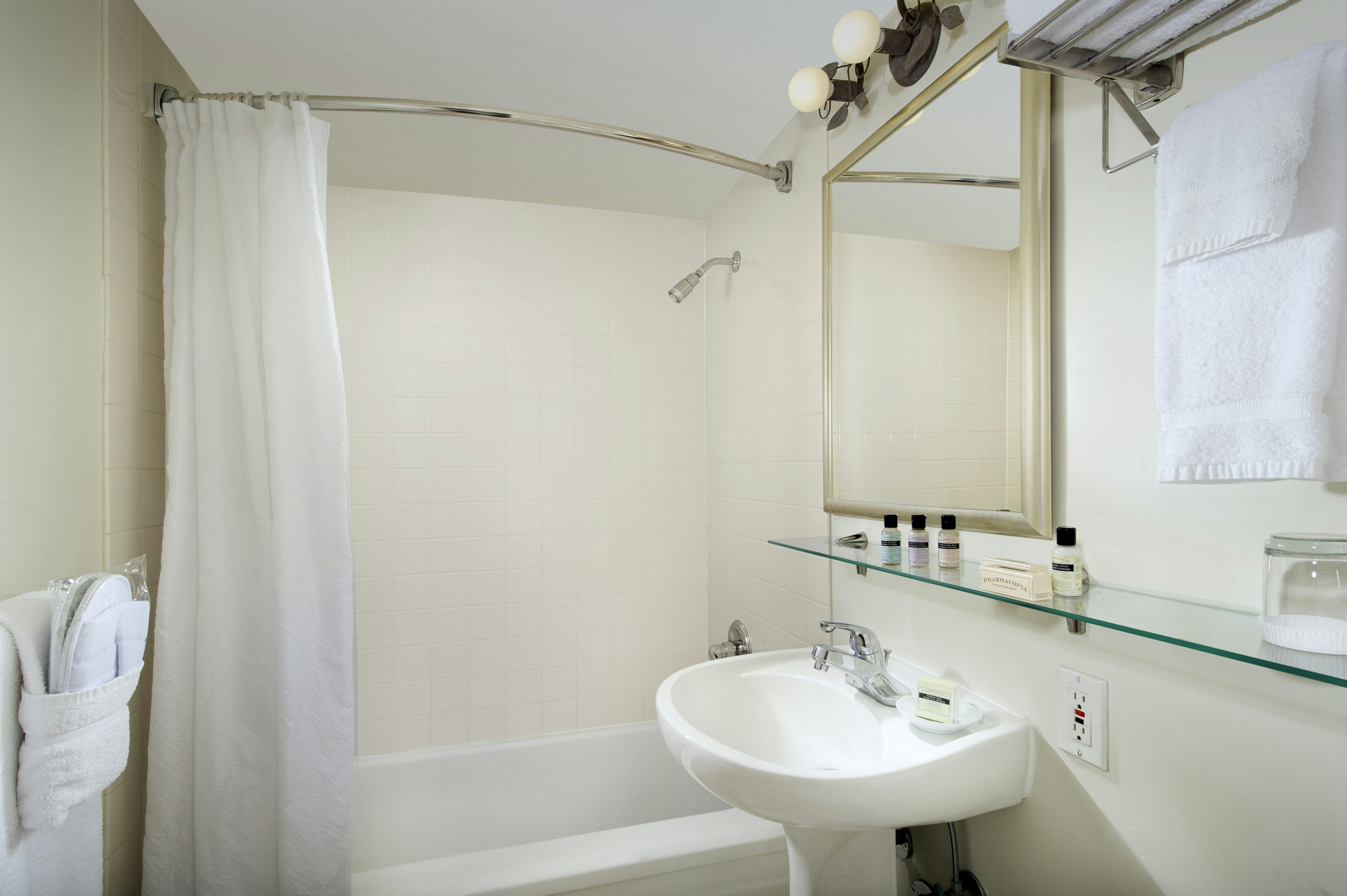 Park Lane Suites And Inn 47/50