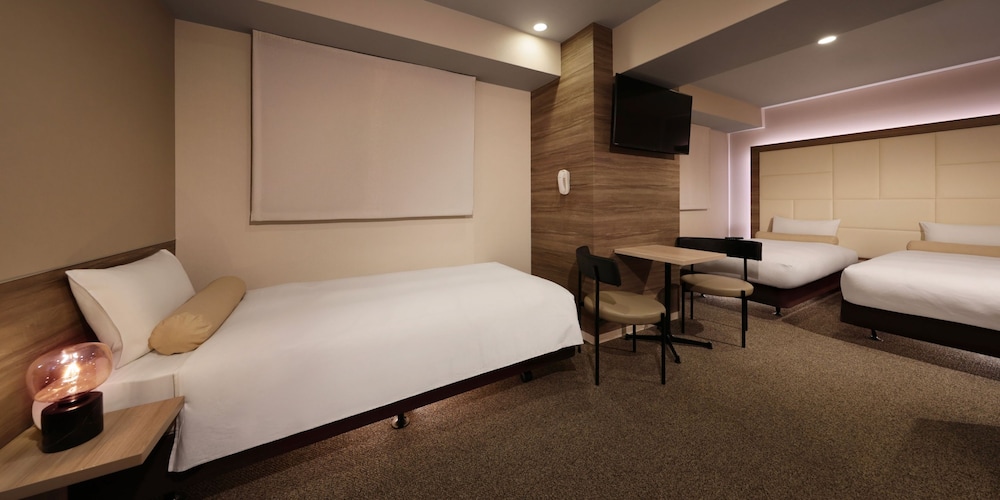 Doutonbori Crystal Hotel 18/49