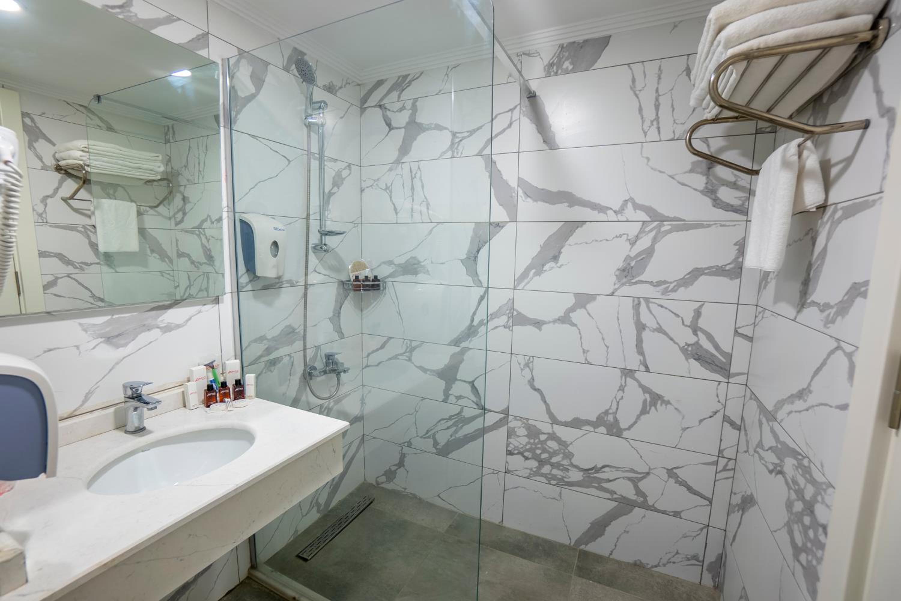 غرفة قياسية ثلاثية، Eldar Garden resort 8/8