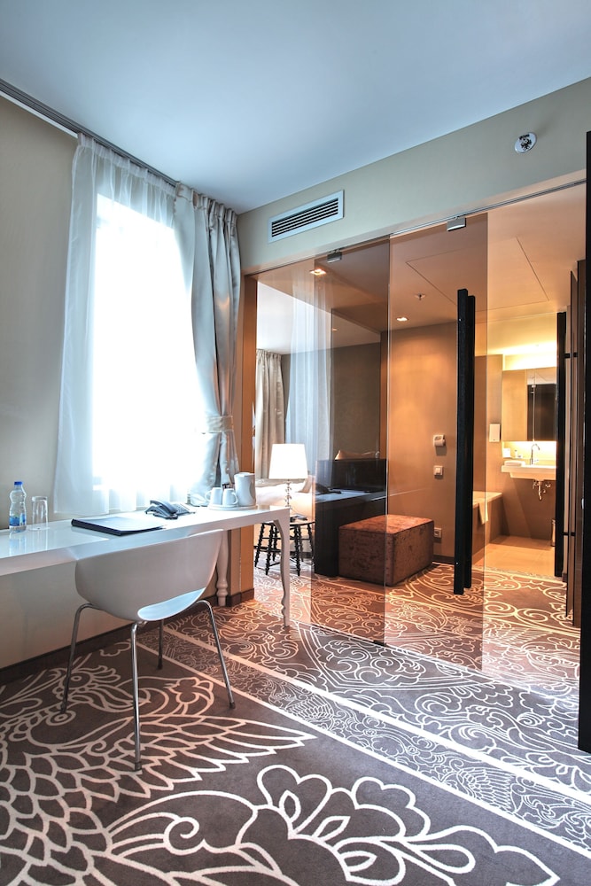 Zijin Hotel 44/74