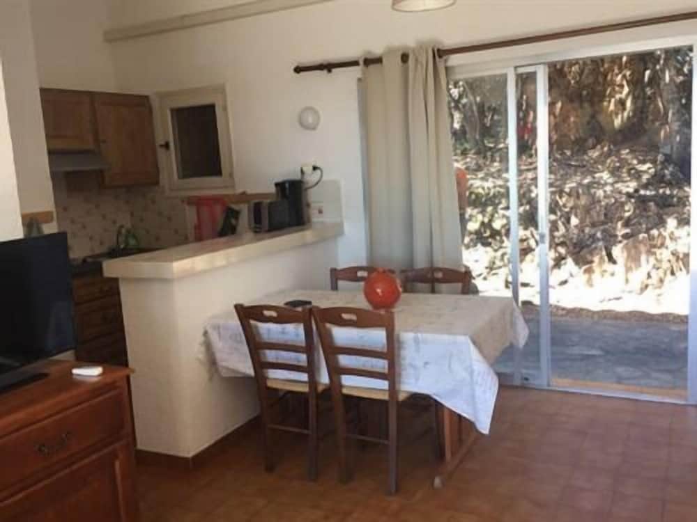 Residence Marina Di Santa Giulia 77/83