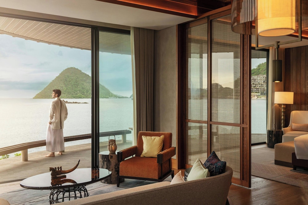 TA’AKTANA a Luxury Collection Resort & Spa, Labuan Bajo 23/50