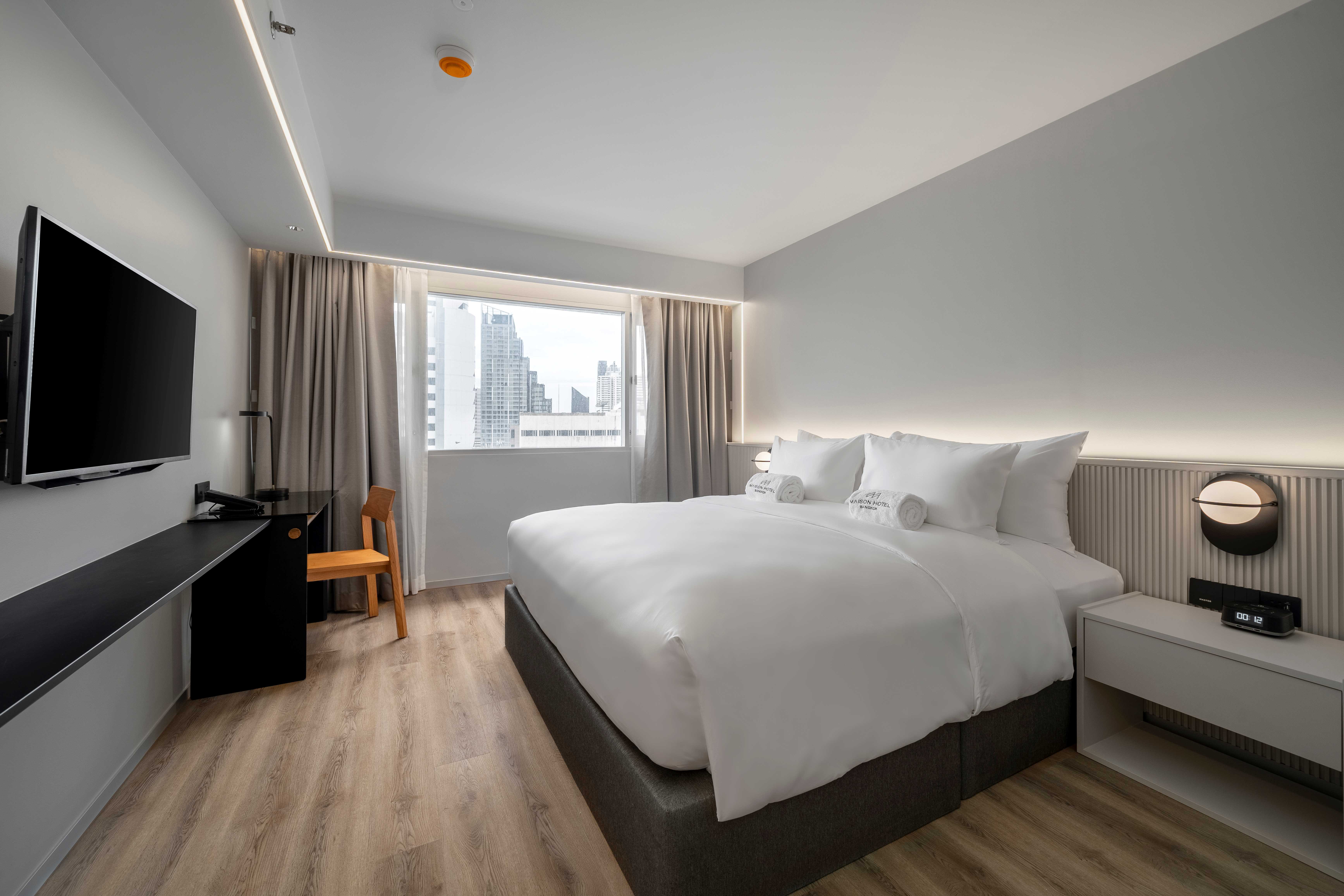 Deluxe, Double Bed