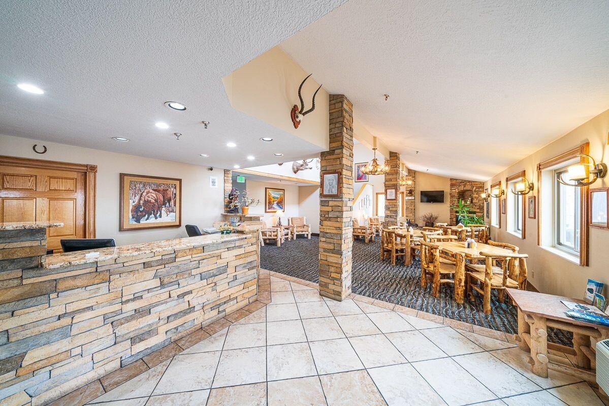 Alpine Inn & Suites 6/21