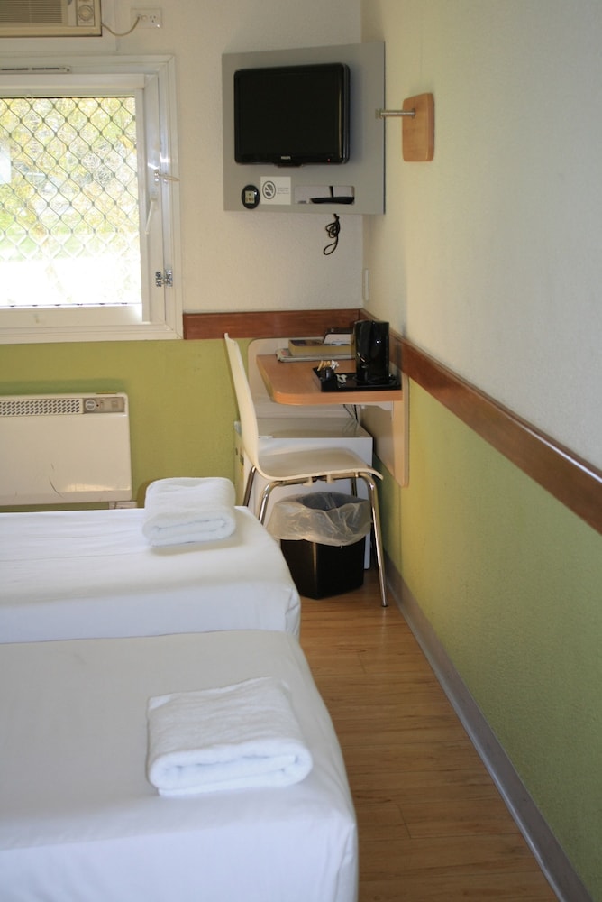 Ibis Budget Canberra 24/60