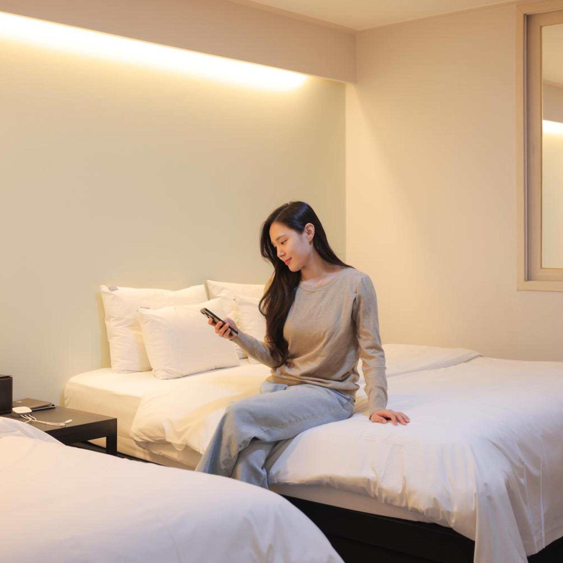 غرفة بسريرين منفصلين، Vip Hotel Mok-Po 9/10