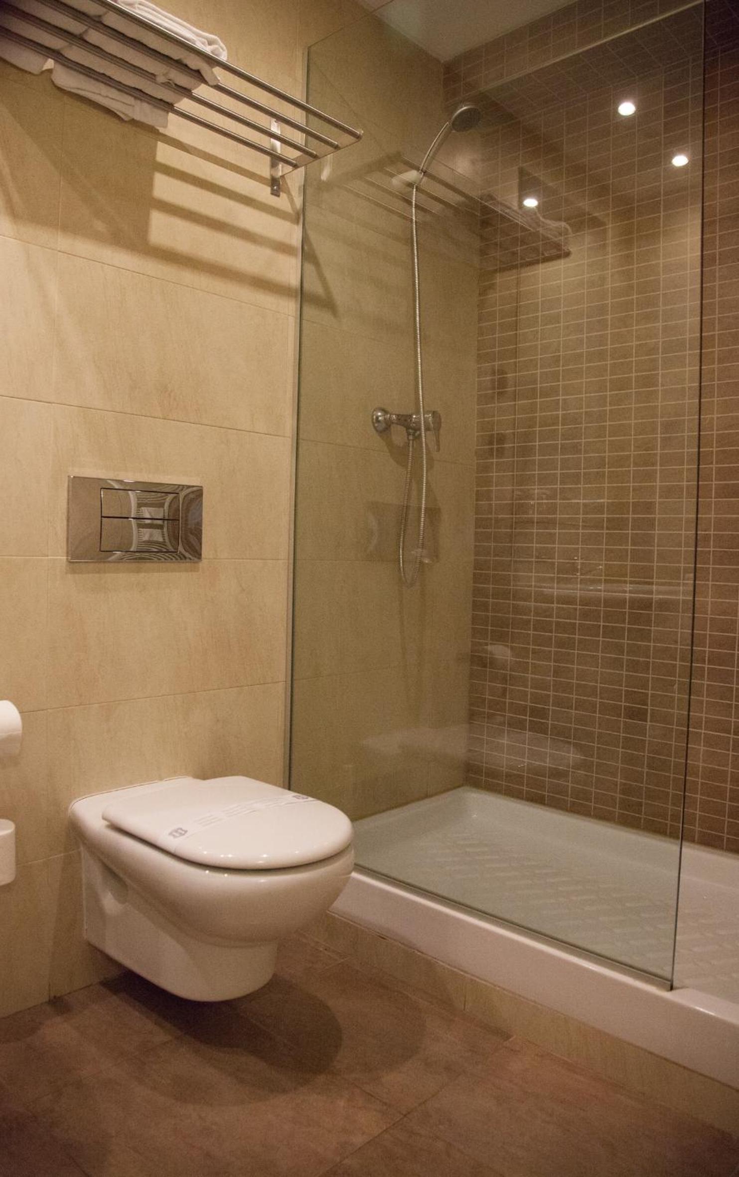 Hotel Izelai 23/25