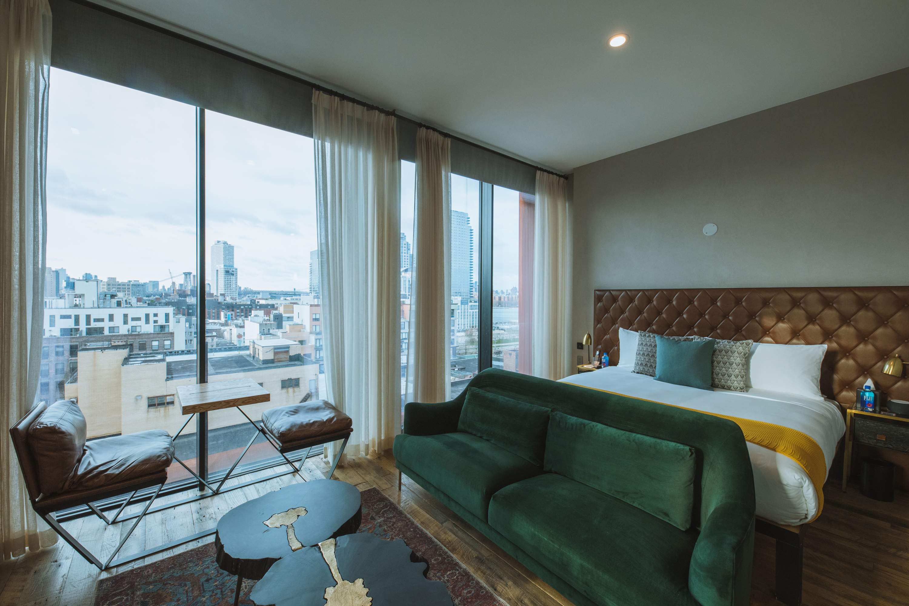 جناح بريميير، Arlo Williamsburg 5/10