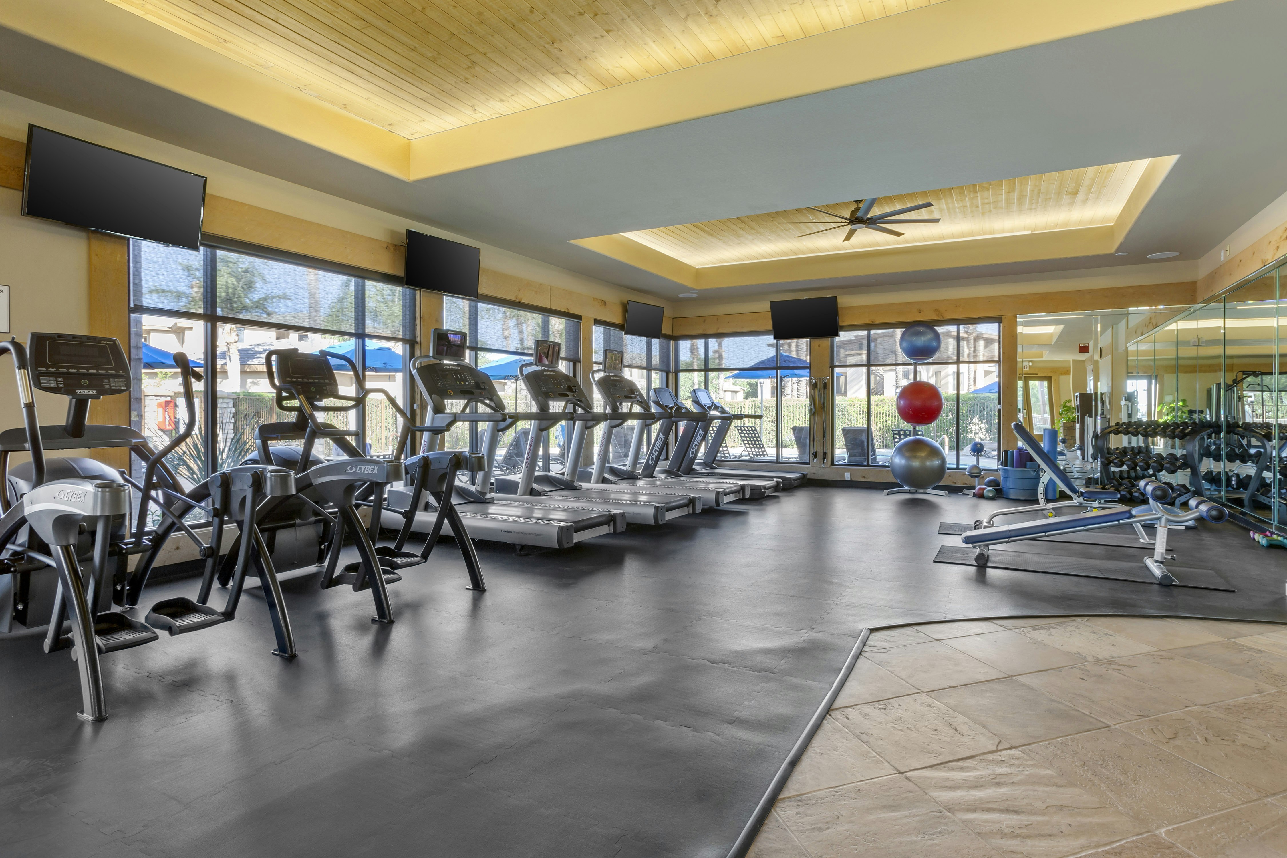 Hilton Vacation Club Scottsdale Links Resort 5/22