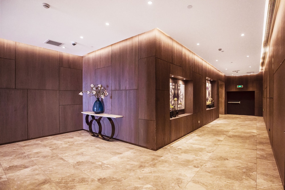 Mercure Shanghai Hongqiao South 8/96