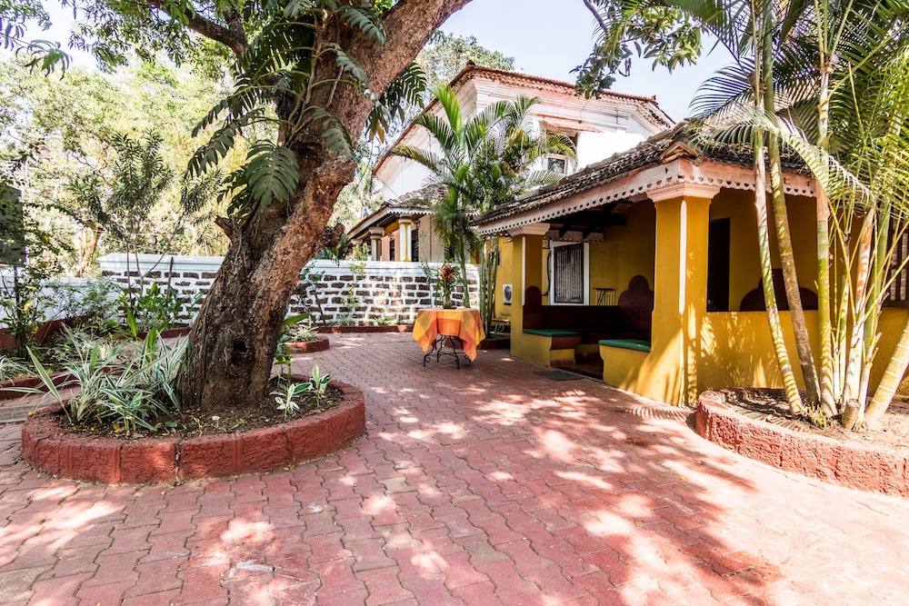 Granpas Inn Bougainvillea 44/50