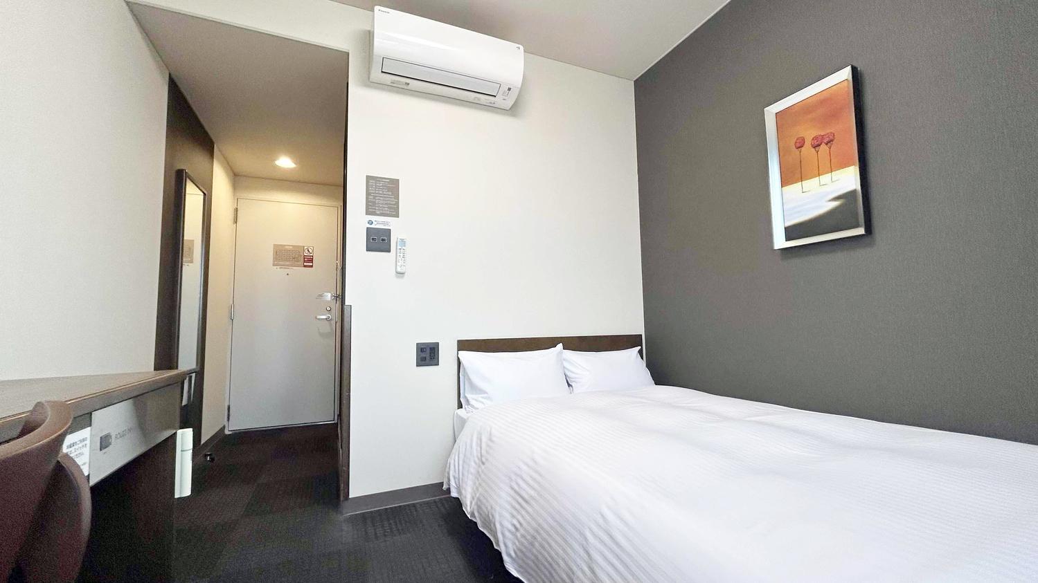 Semi Room, Standard, Semi Double Bed, Smoking