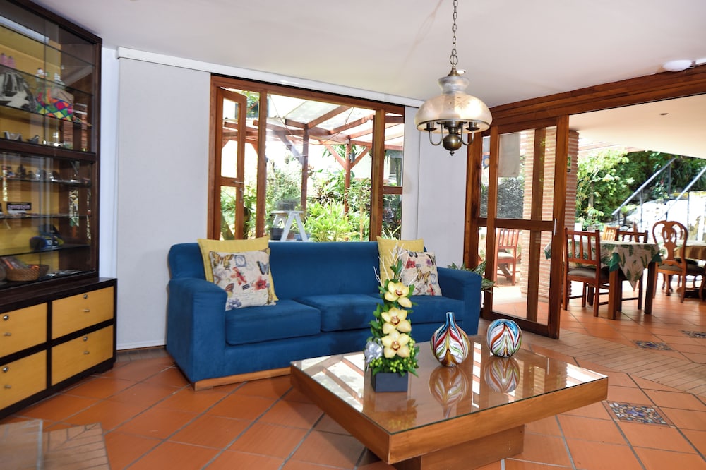 LA CAMPANA HOTEL BOUTIQUE 47/64
