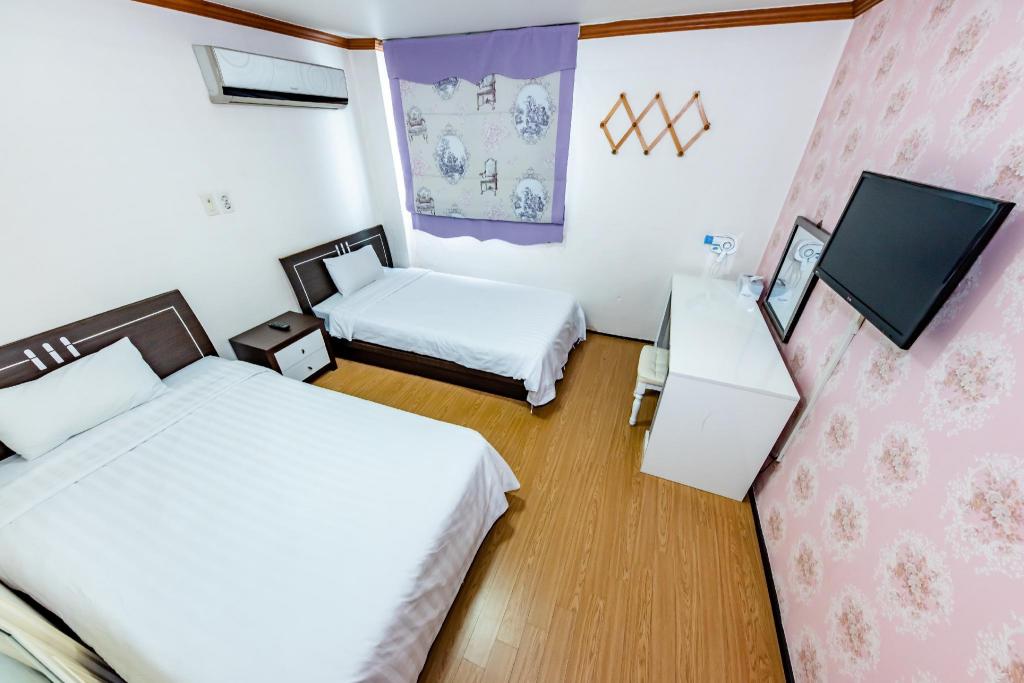 Tamragio Hotel 20/100