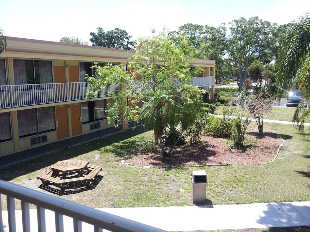 圣彼德斯堡 Tropicana 骑士酒店(Quality Inn Saint Petersburg North - Tampa Bay) 图片4