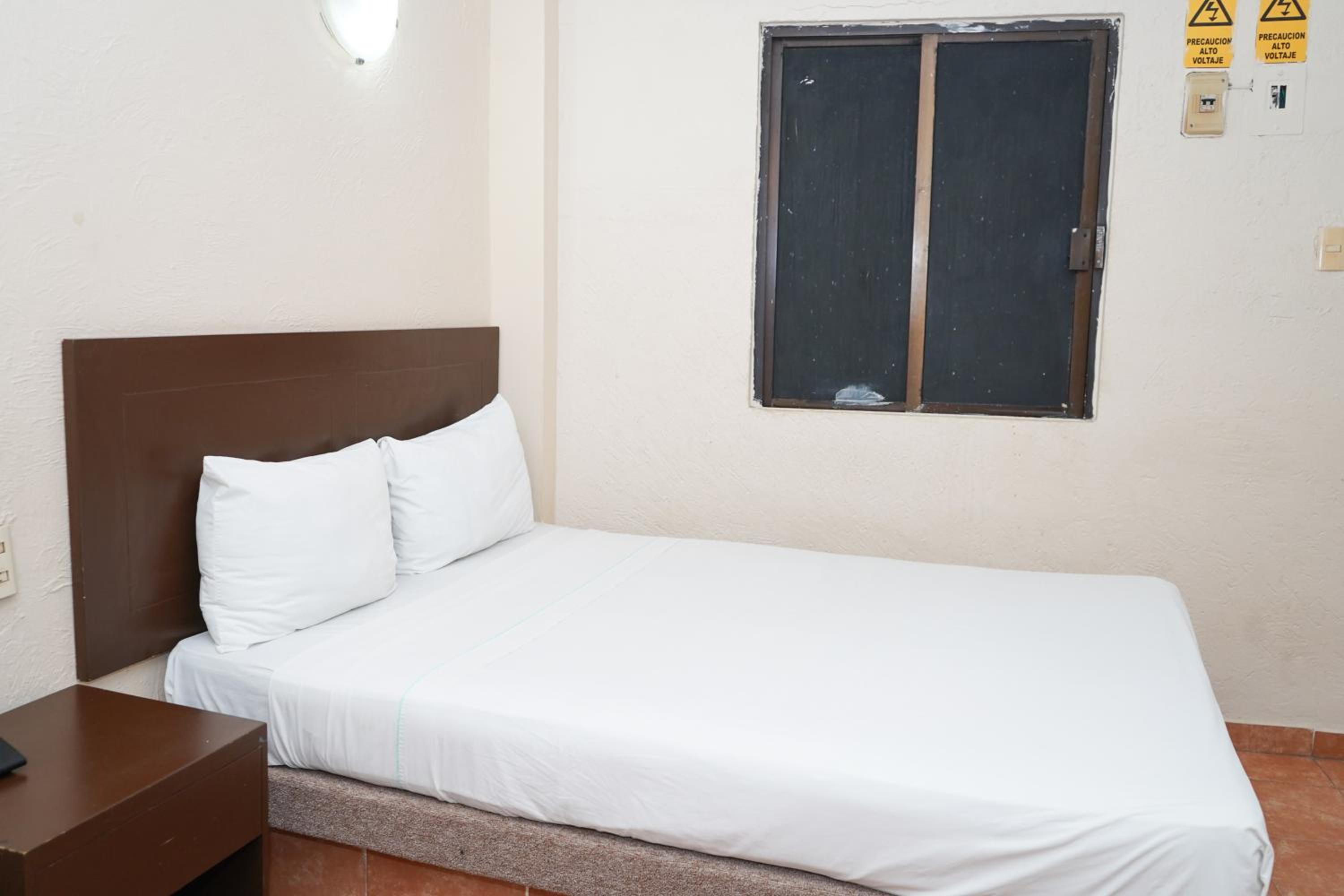 STANDARD, DOUBLE BED