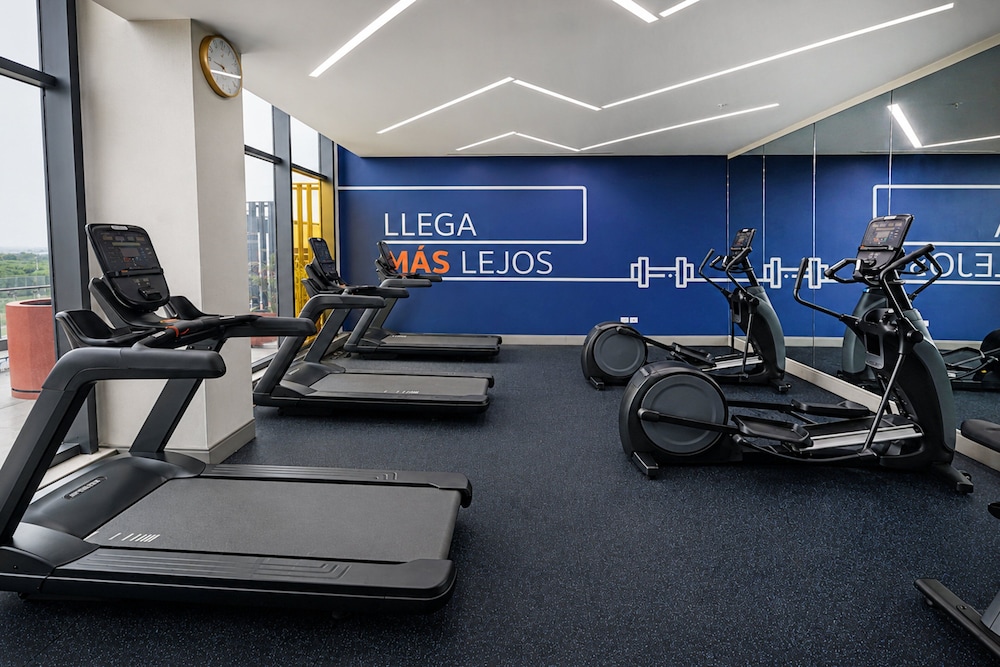Holiday Inn Express And Suites Monterrey Sendero, San Nicolas de los Garza 26/50