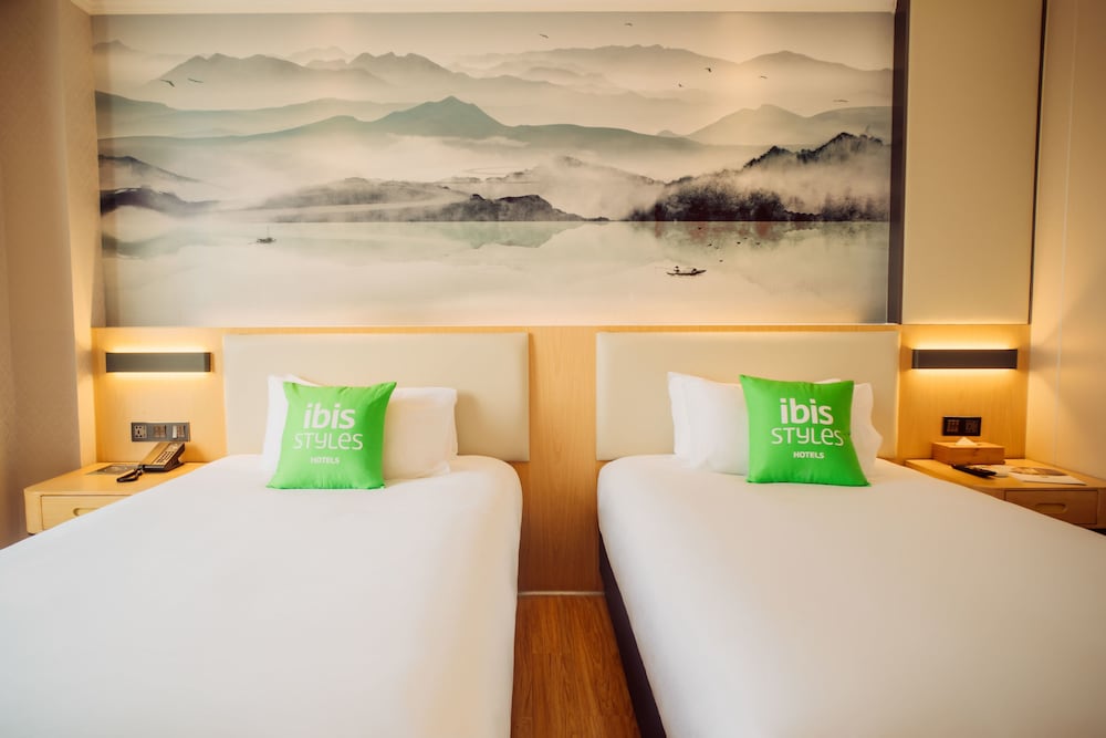 Heroyear Hotel 20/32
