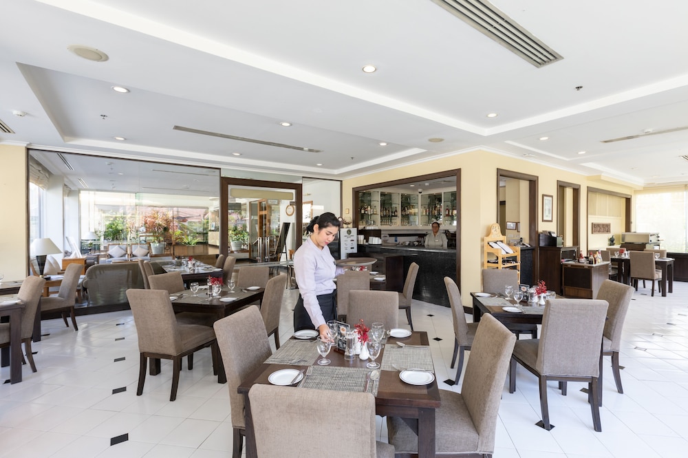 Classic Kameo Hotel and Serviced Apartments, Sriracha 32/39