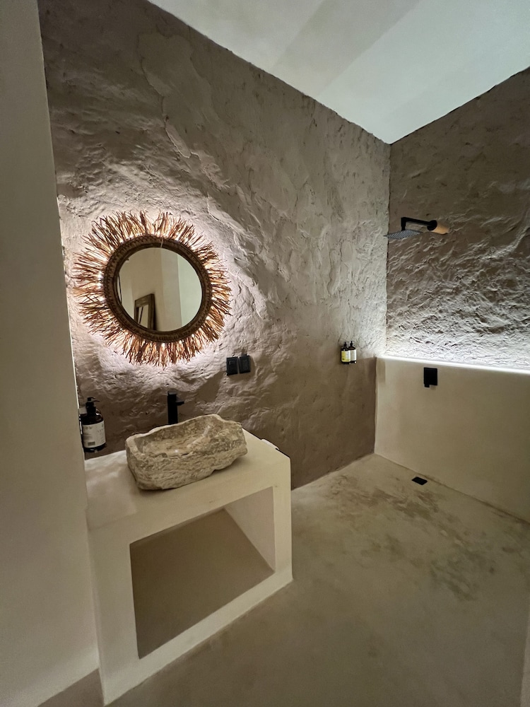 Tikul Hotel Boutique 30/50