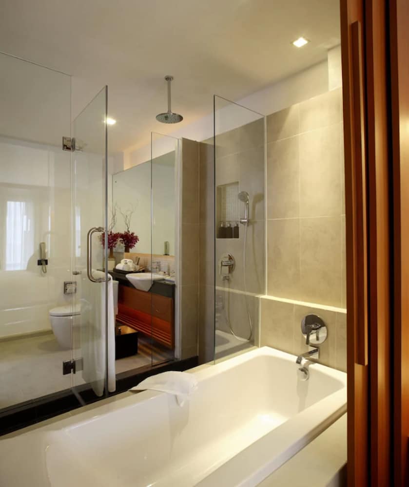 La Flora Resort Patong 67/70