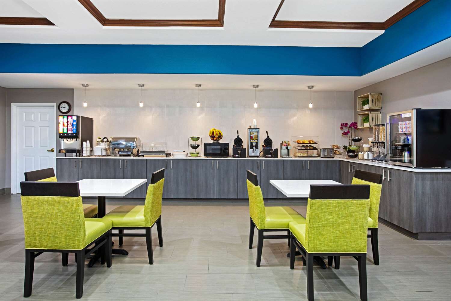 La Quinta Inn Suites By Wyndham Sulphur Springs 35/47