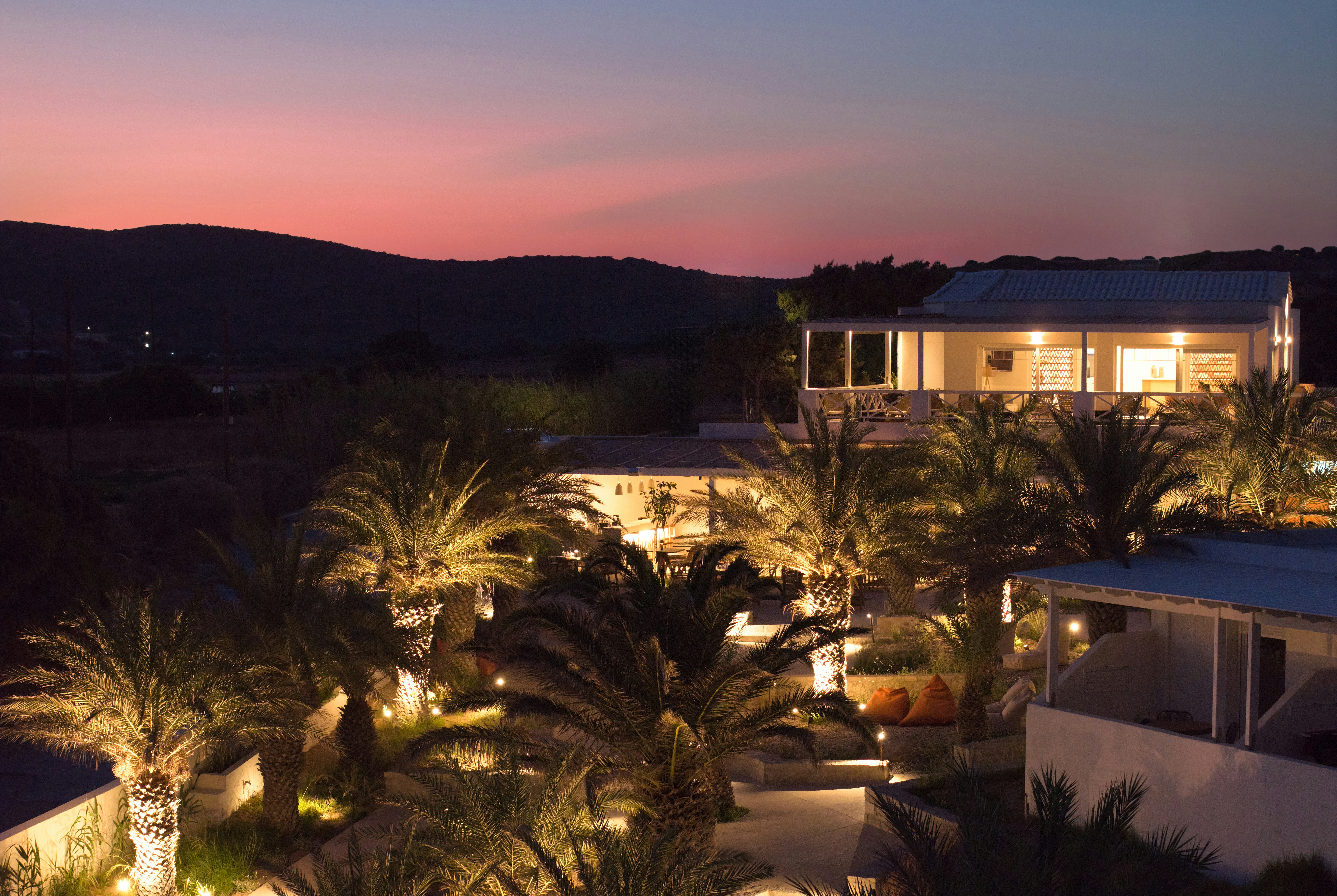 GOLDEN MILOS BEACH 45/51
