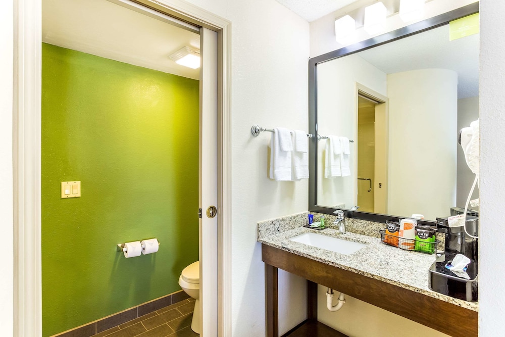 Sleep Inn and Suites Kingsport TriCities Airport 48/50