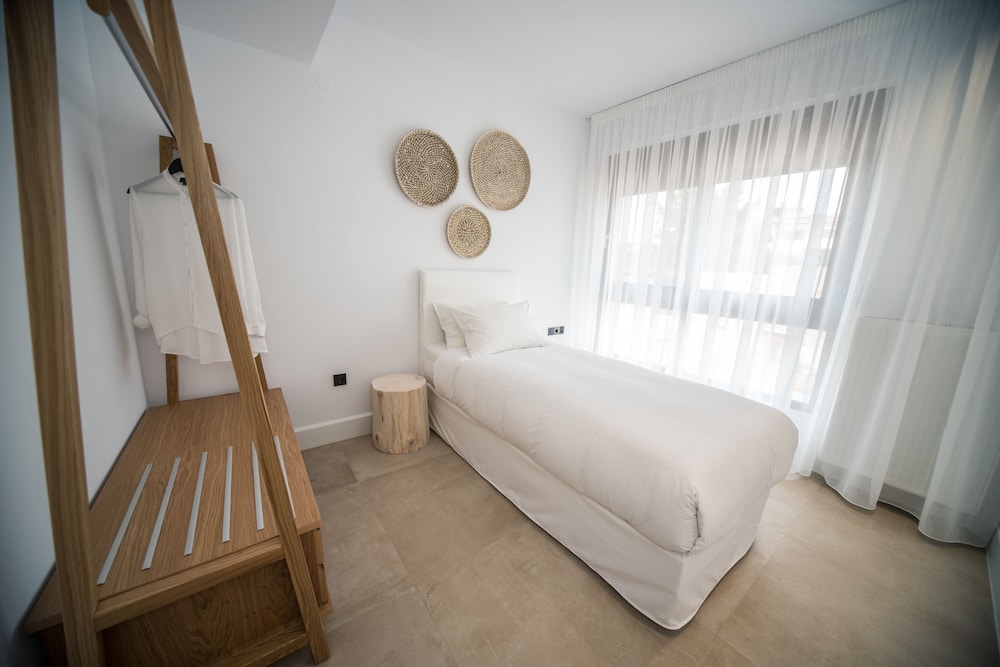 Amantes Villas And Suites 14/50