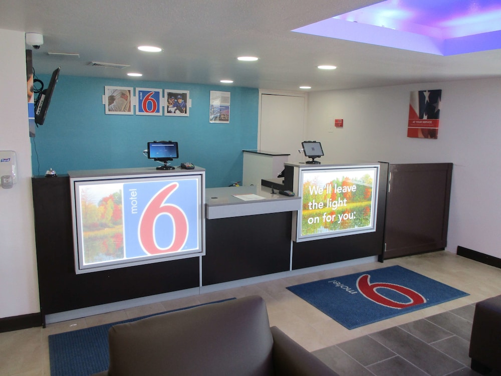 Motel6 Chattanooga, TN - Airport 14/47