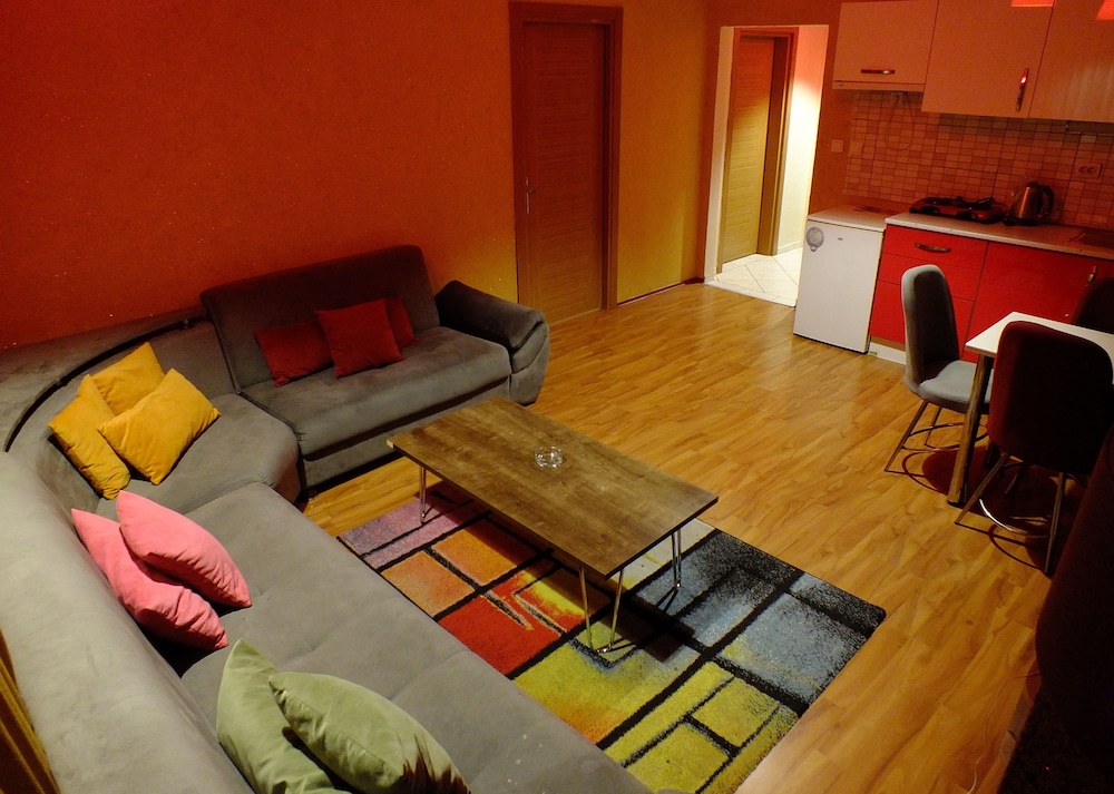 Artura Suite 33/50