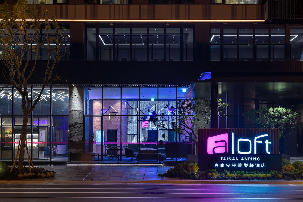 Aloft Tainan Anping 5/50