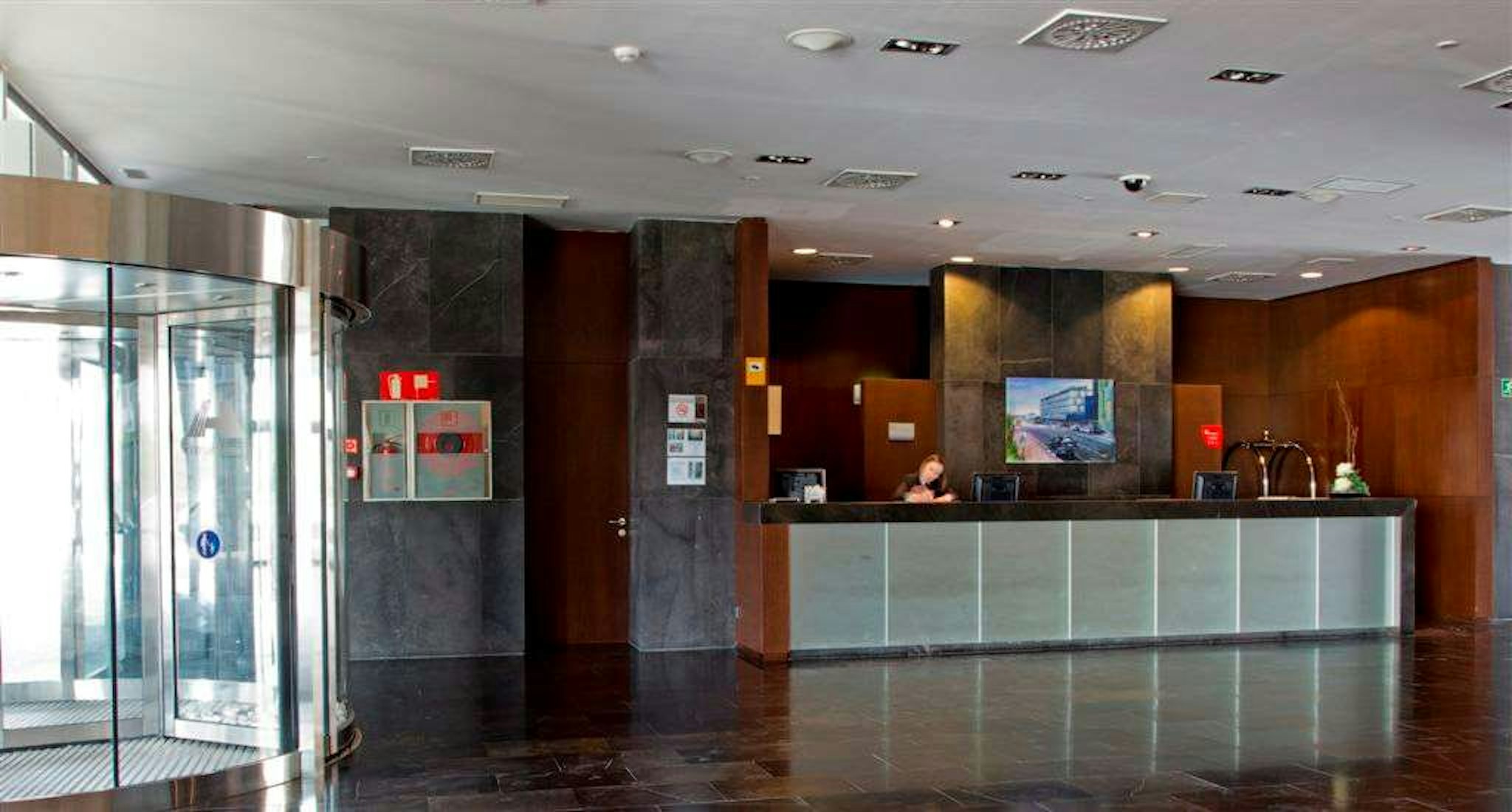 Diagonal Plaza 2/17