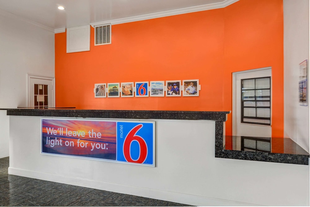 Motel6 Moultrie, GA 7/62
