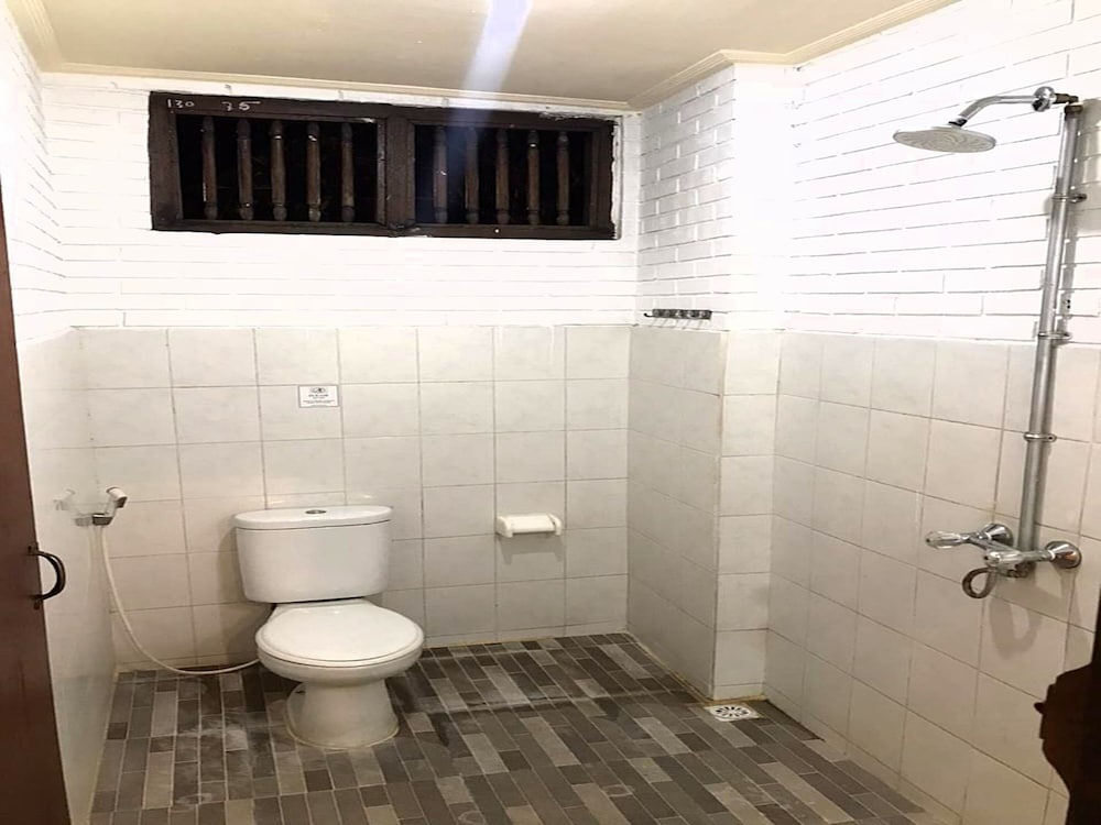 Pande Permai Bungalows 45/47