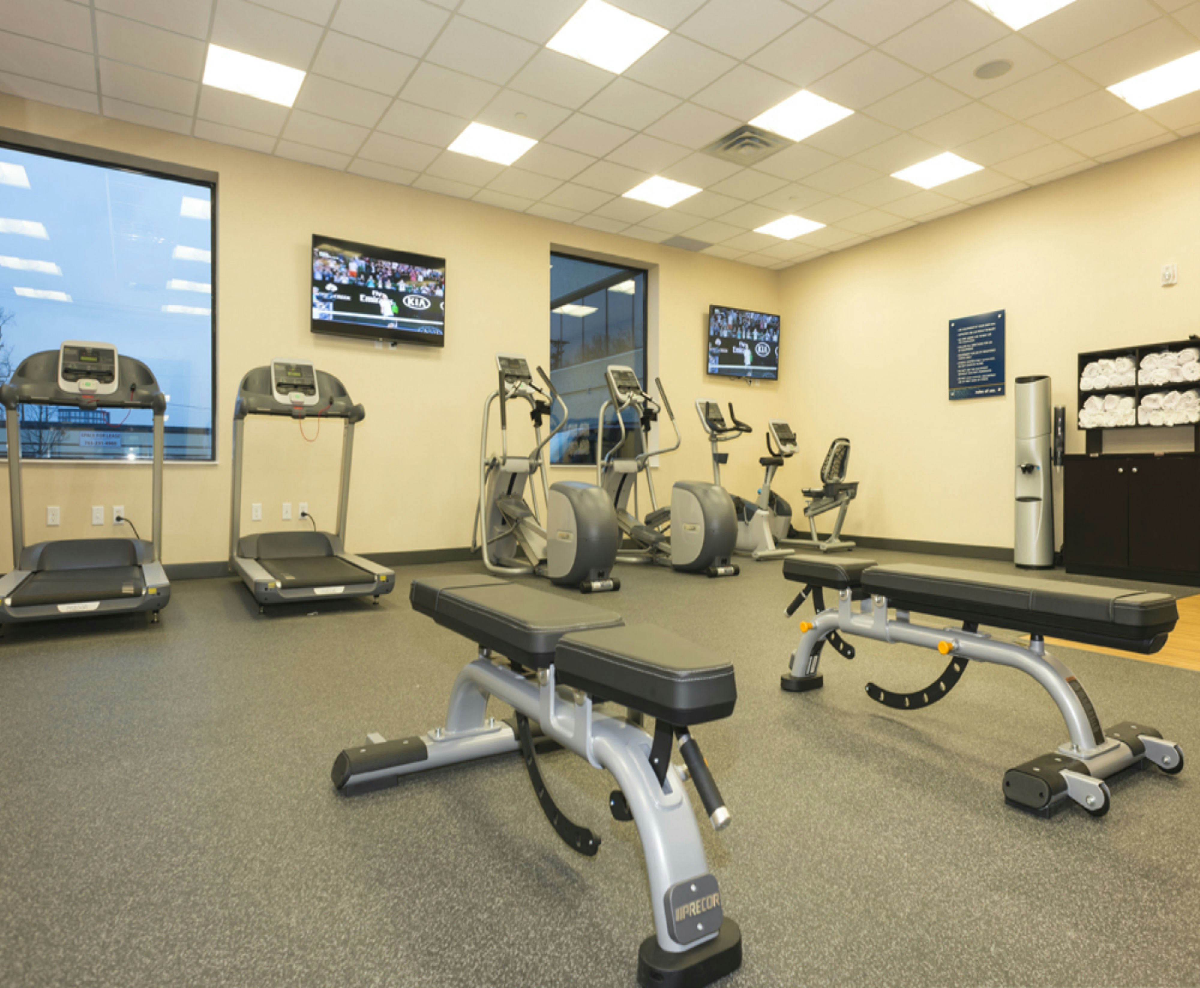 Hampton Inn Suites Minneapolis University Area Mn 9/20