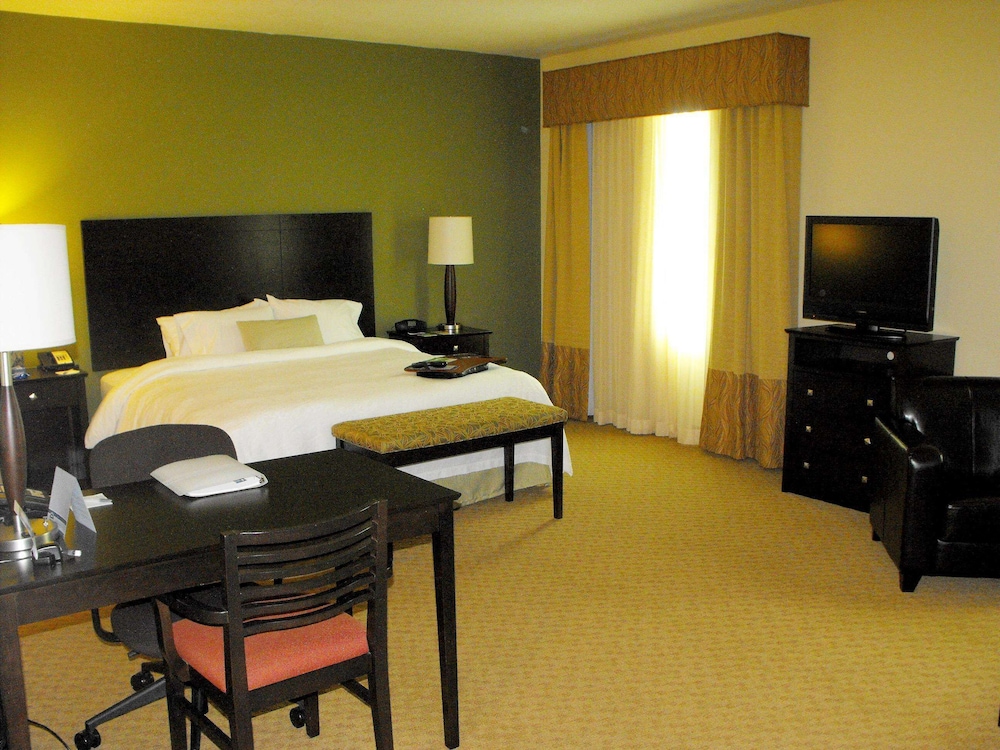 Hampton Inn and Suites Miami South Homestead 20/48