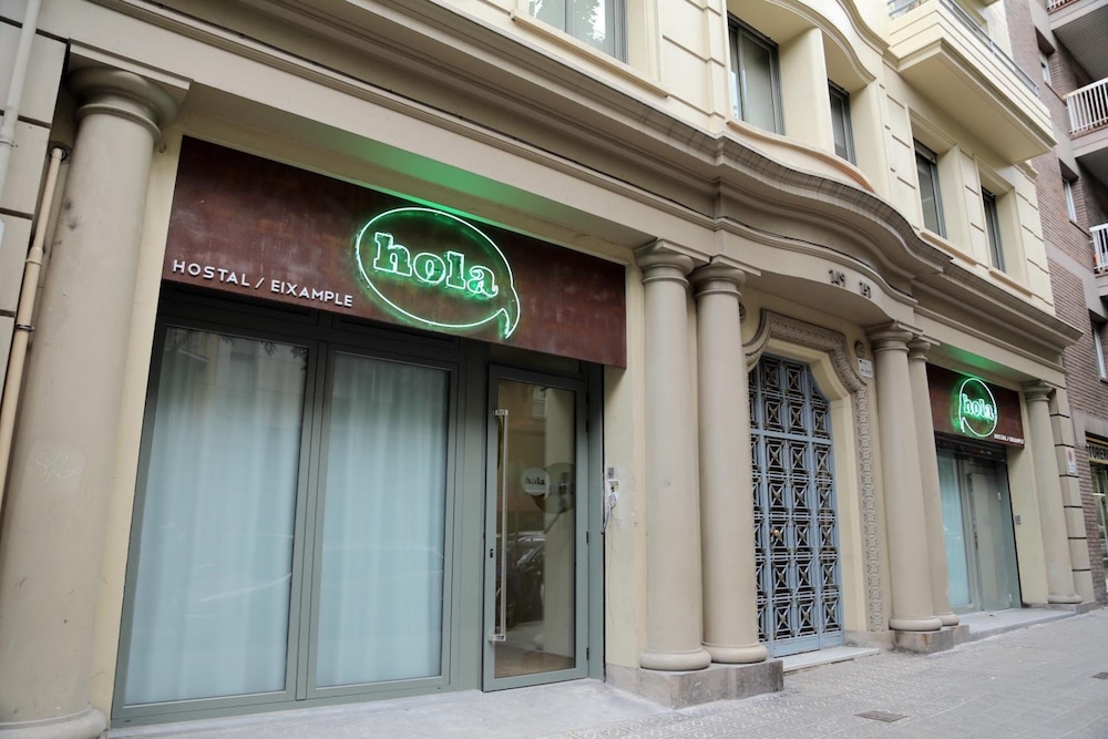 Hola Hostal Eixample 1/45