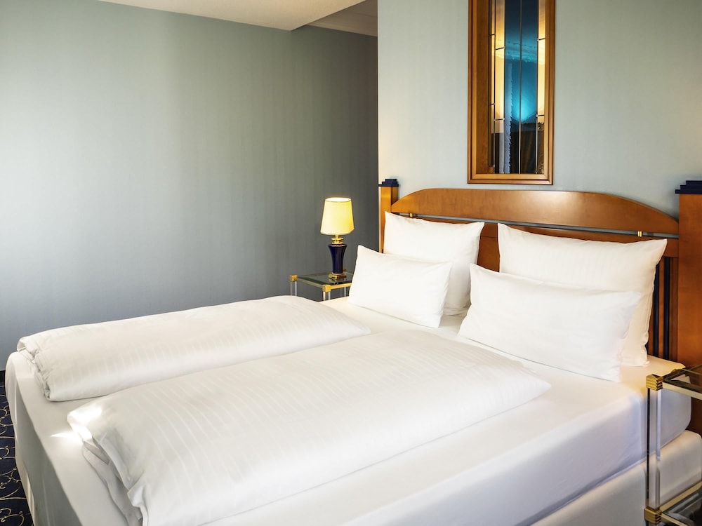 Atomis Hotel Munich Airport by Mercure 20/50