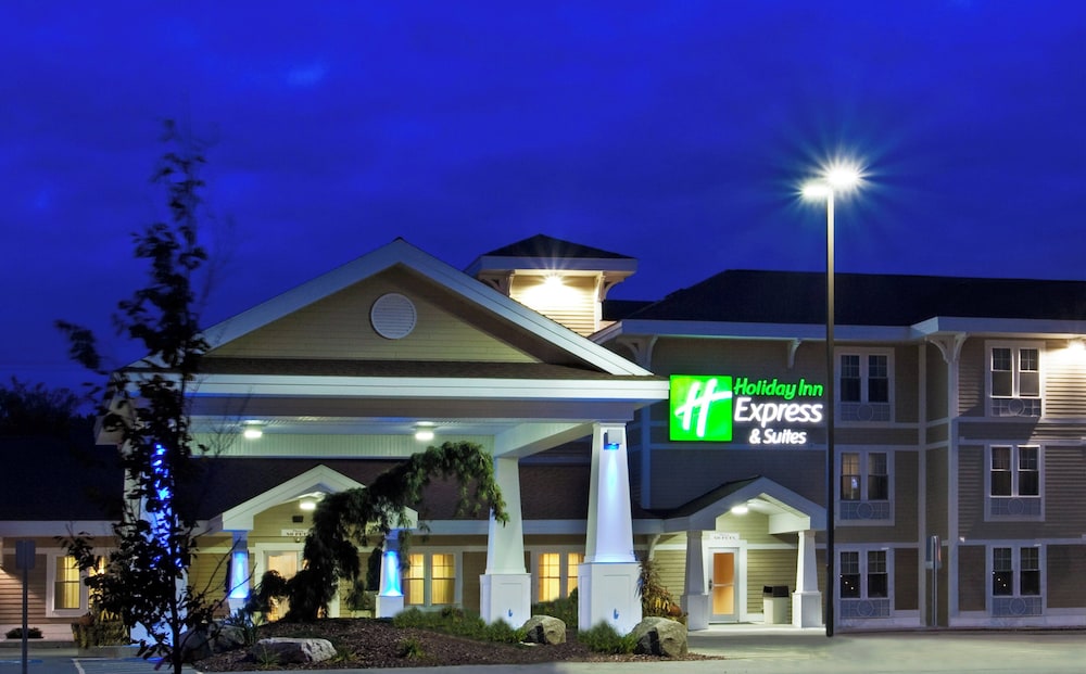 Holiday Inn Express Hotel Suites Iron Mountain 2/57