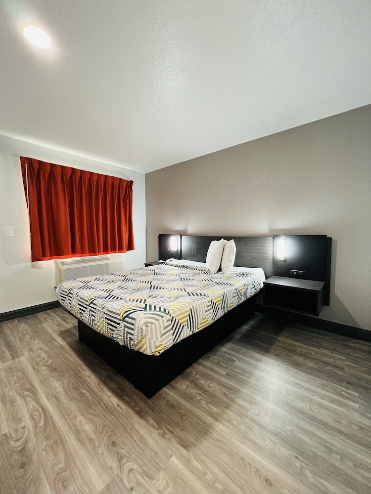 Motel6 La Mesa, CA - San Diego 17/58