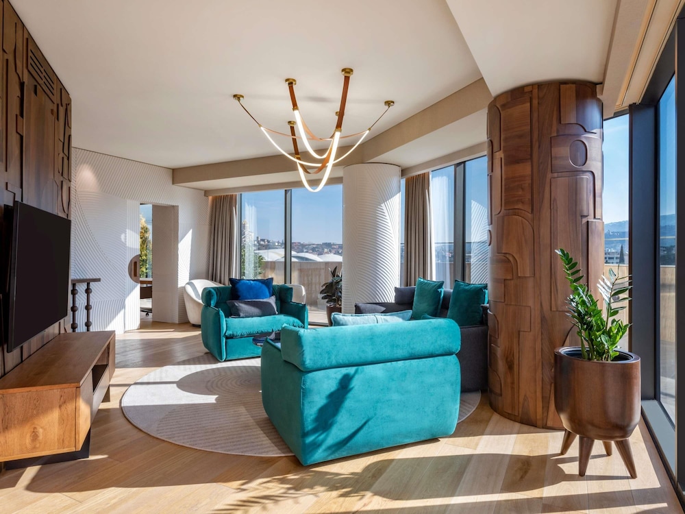 Swissotel Tbilisi 14/102