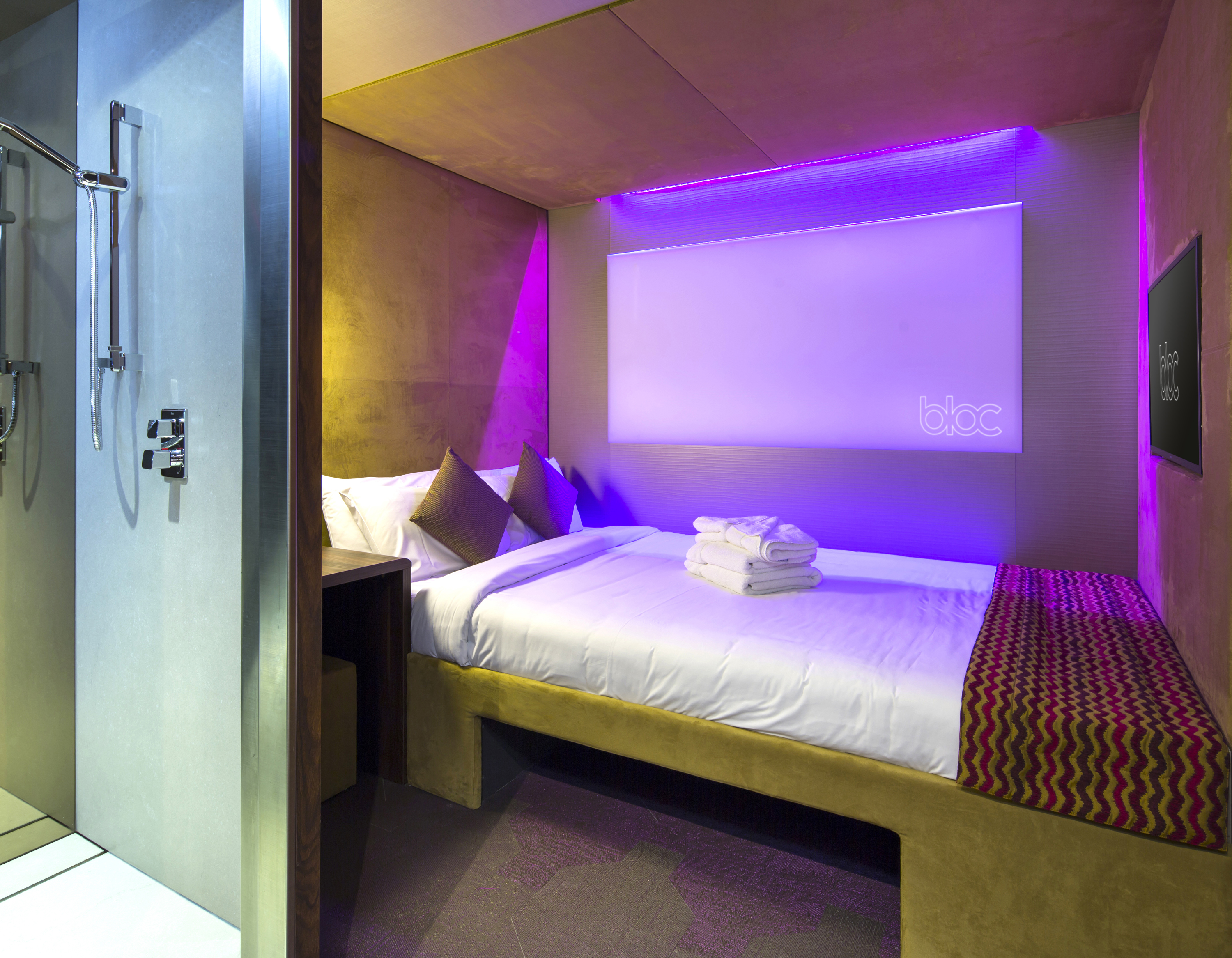 Standard, Double Bed, No Window