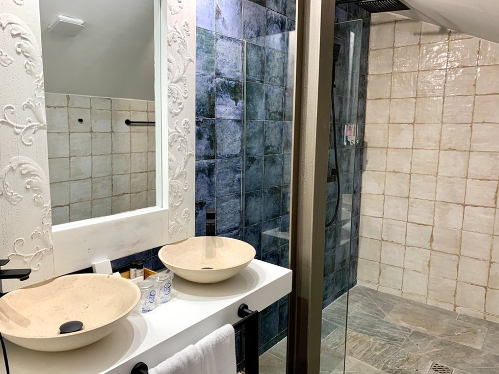 Akla Hotel Merida 50/50