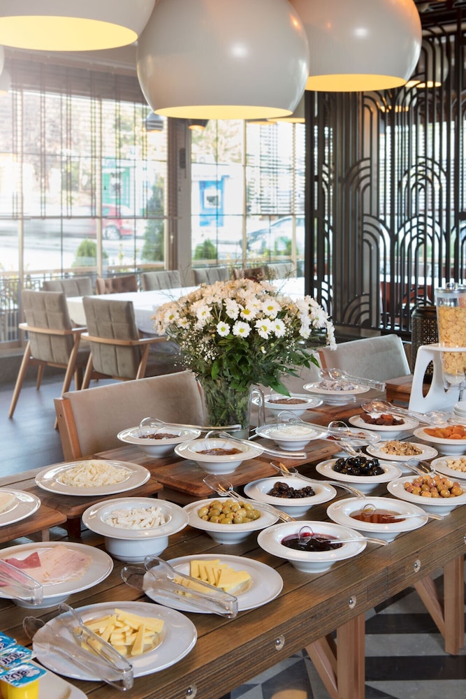 Tryp By Wyndham Ankara 34/44