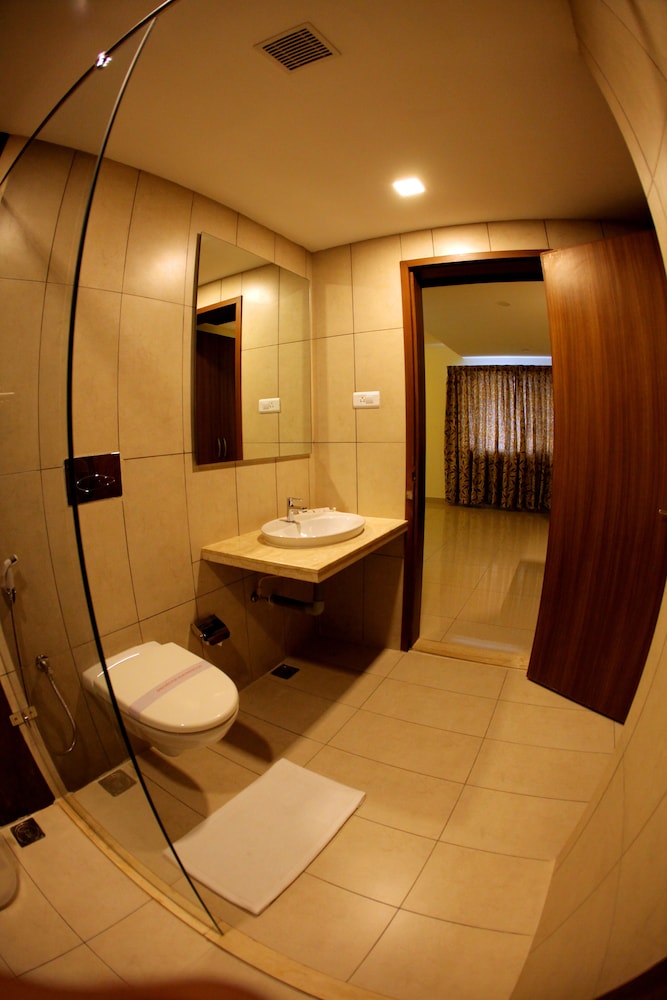Rathna Residency 10/17