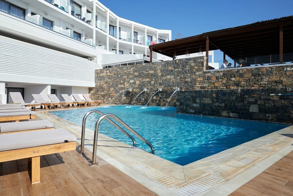 Lambi Hotel 55/59