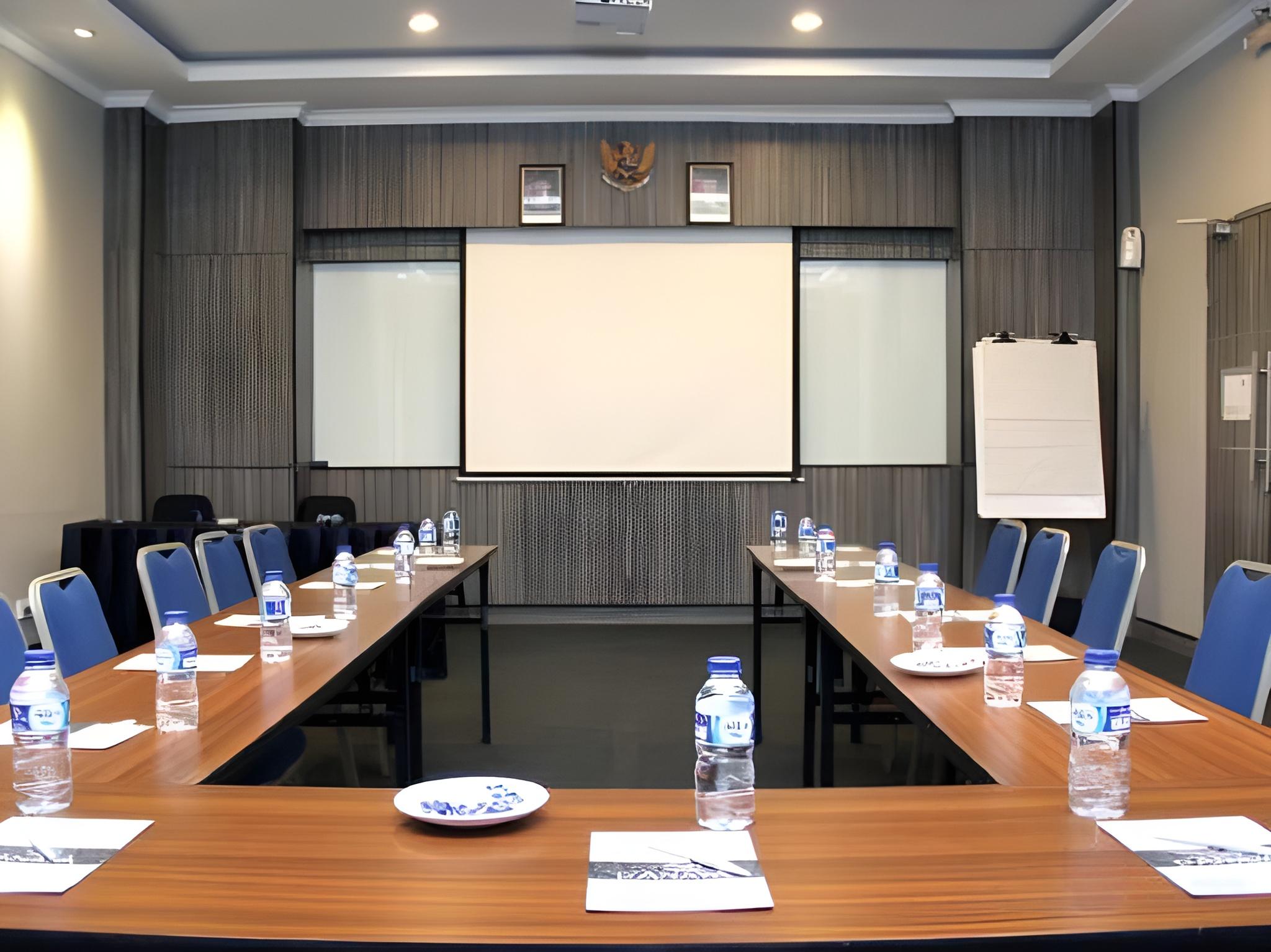 D Anaya Hotel Bogor 42/58